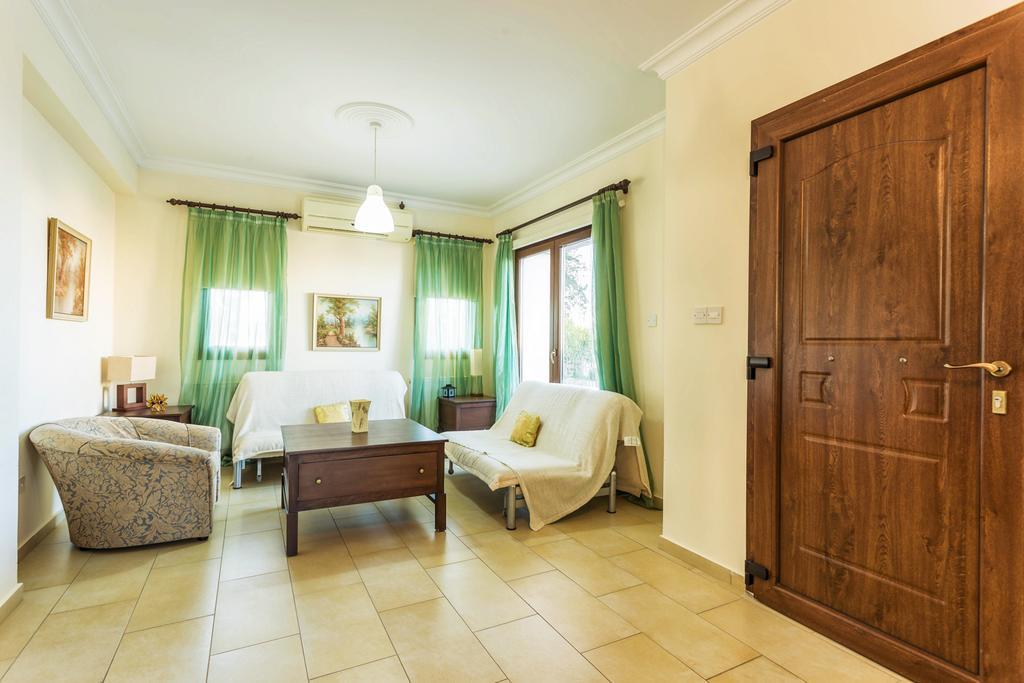 Dhrousha Villa Nikolina מראה חיצוני תמונה