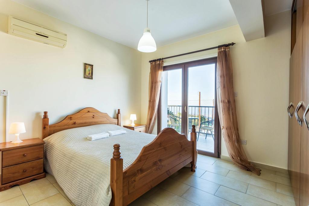 Dhrousha Villa Nikolina מראה חיצוני תמונה
