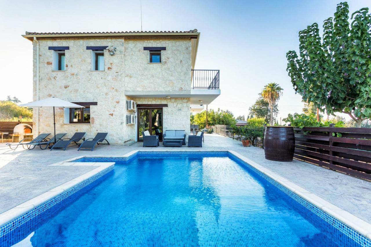 Dhrousha Villa Nikolina מראה חיצוני תמונה