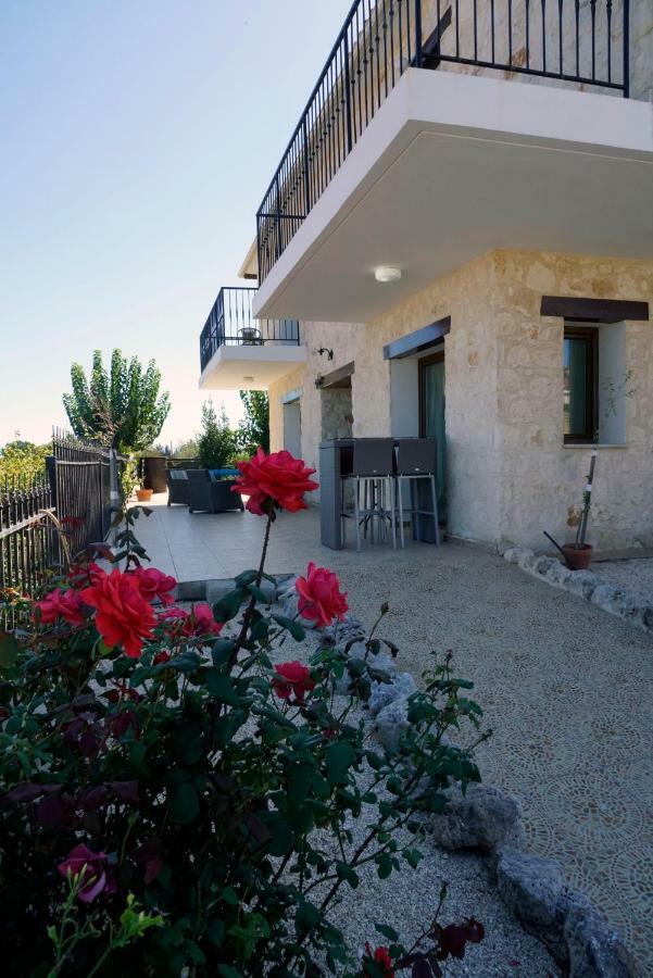 Dhrousha Villa Nikolina מראה חיצוני תמונה