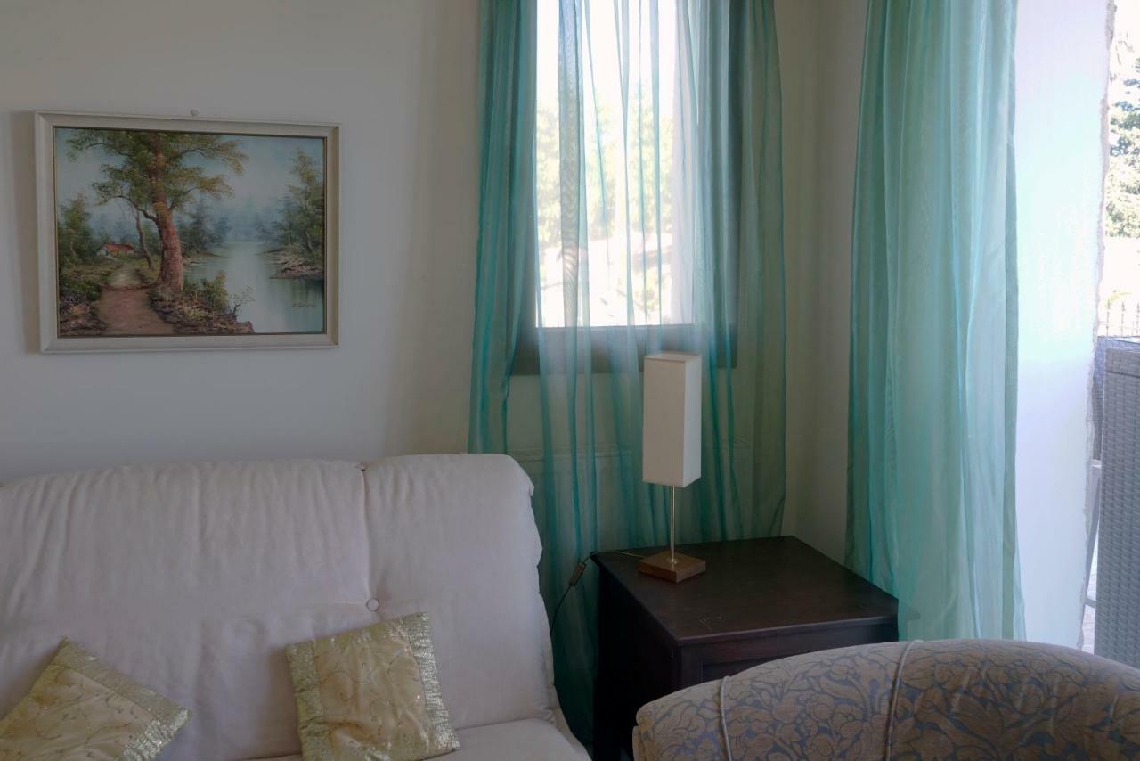 Dhrousha Villa Nikolina מראה חיצוני תמונה